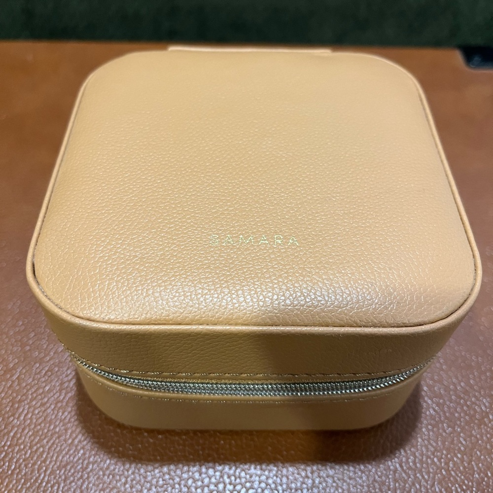 Samara jewelry holder - never used!